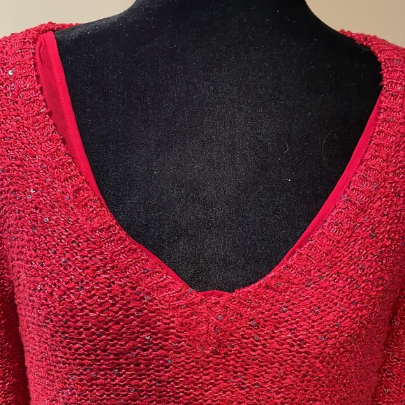Red knit sweater w/metallic threads and sequin embellishments (L). - Picture 5 of 5